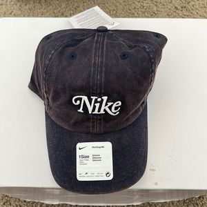 1972 Washed Faded Jean Nike leather Strapback Brand New